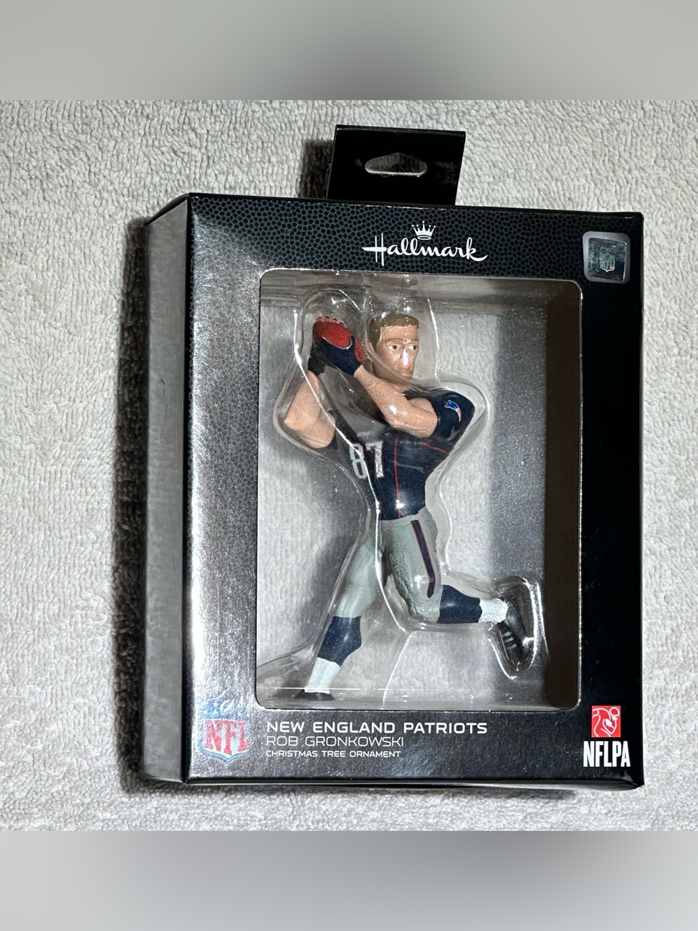 Hallmark 2019 NFL Rob Gronkowski New England Patriots Christmas Ornament (NIB)